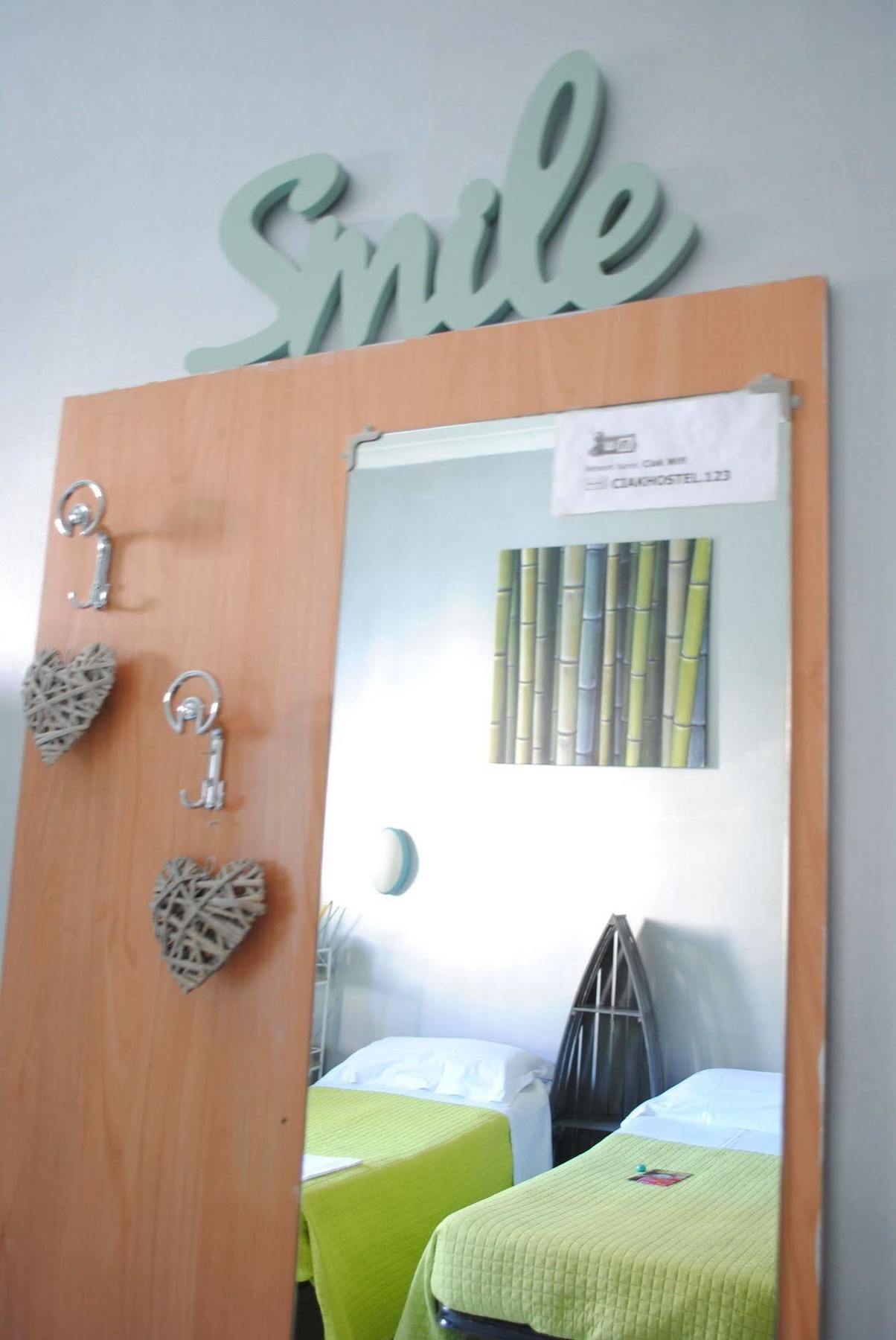 Ciak Hostel Рим Экстерьер фото